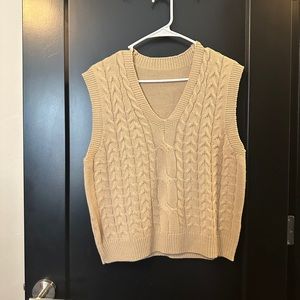 SWEATER VEST